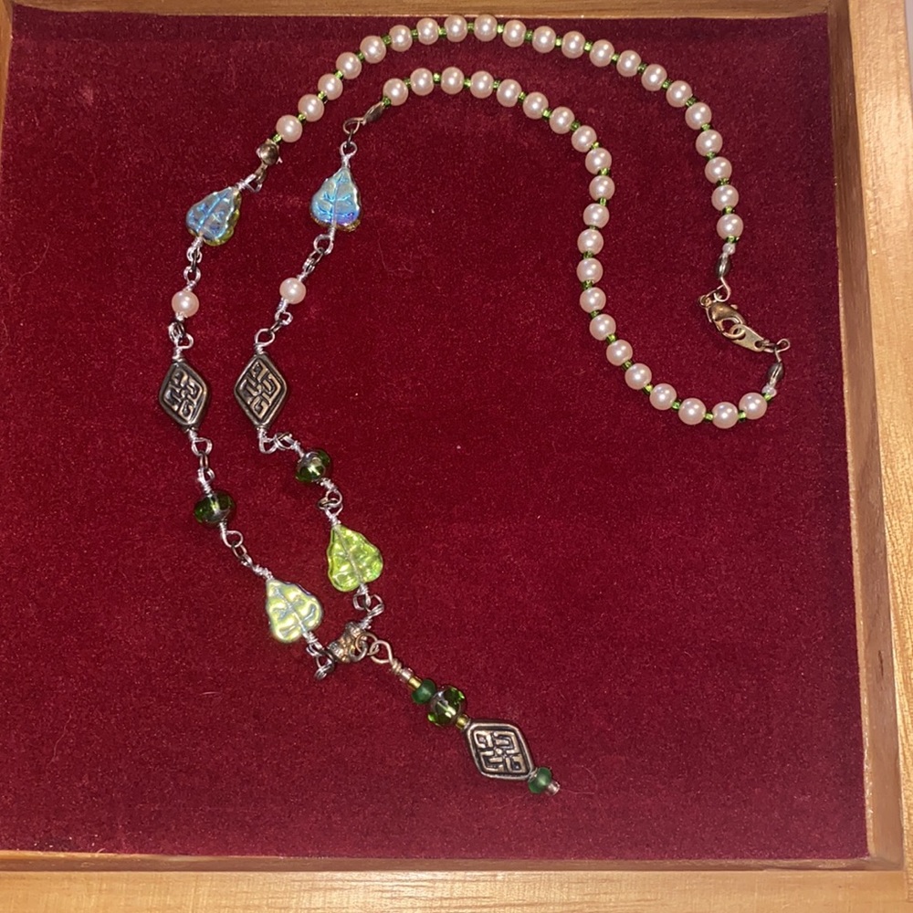 Handmade necklace and earing set